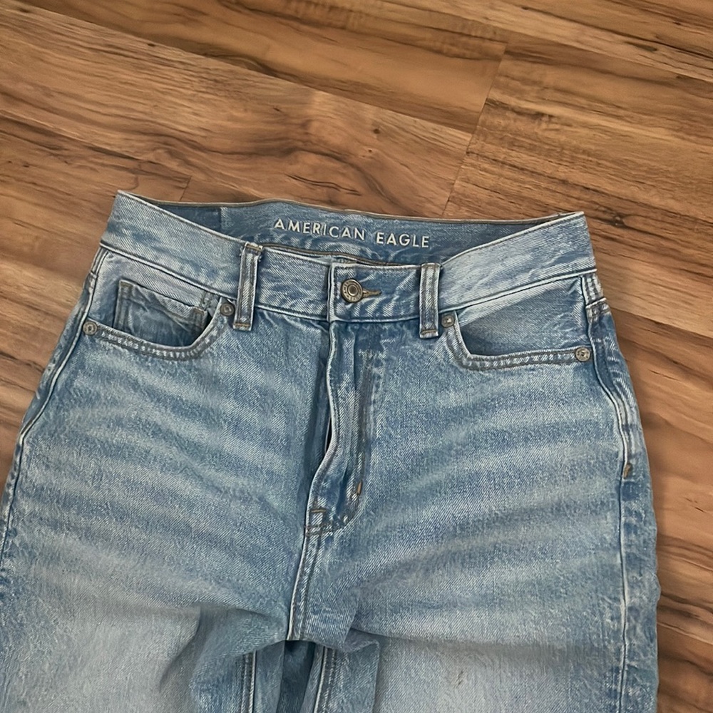 American eagle mom jeans size: 0